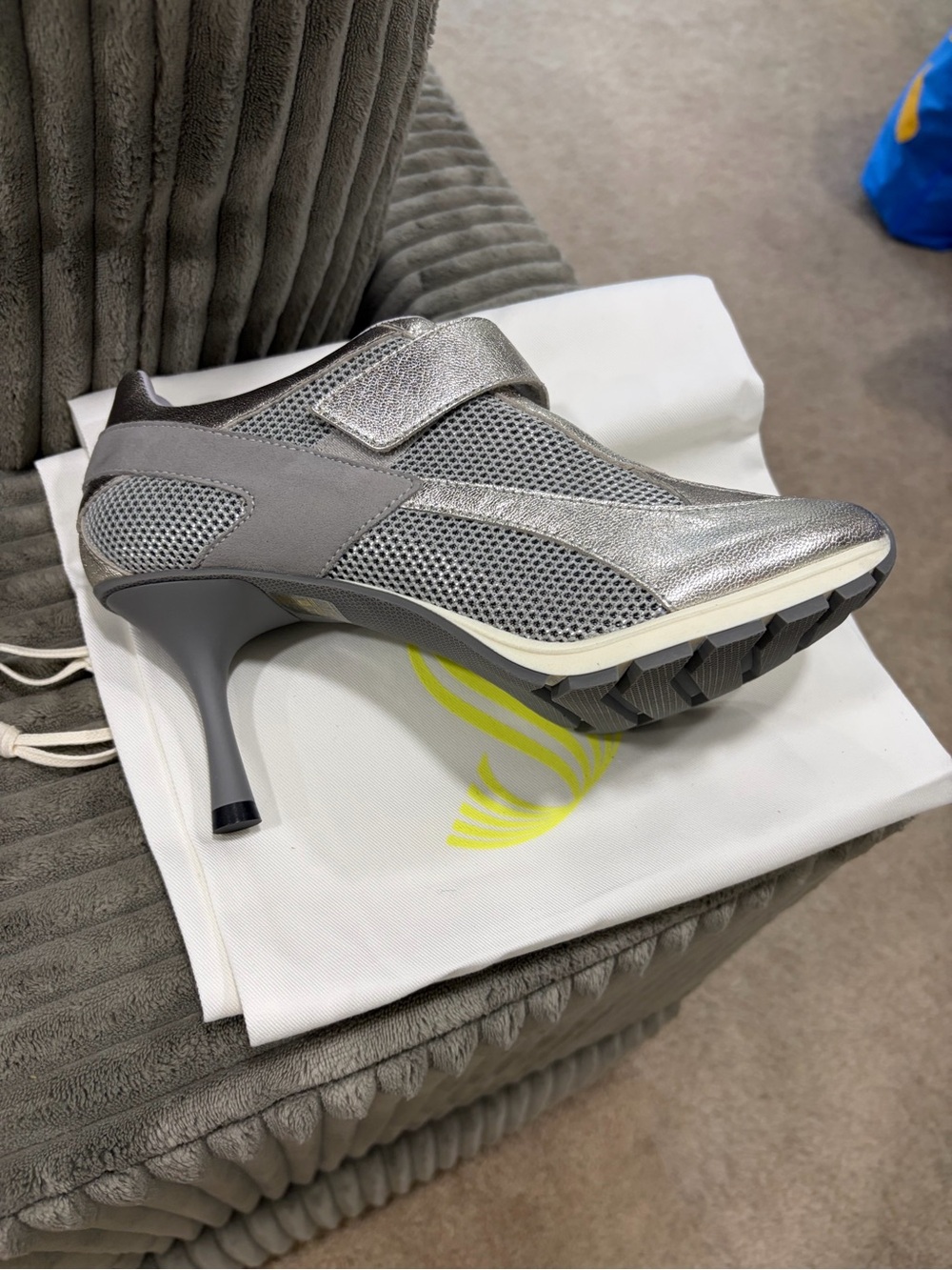 The Tepper Hy-Heel by Sneex - Picture 3 of 6